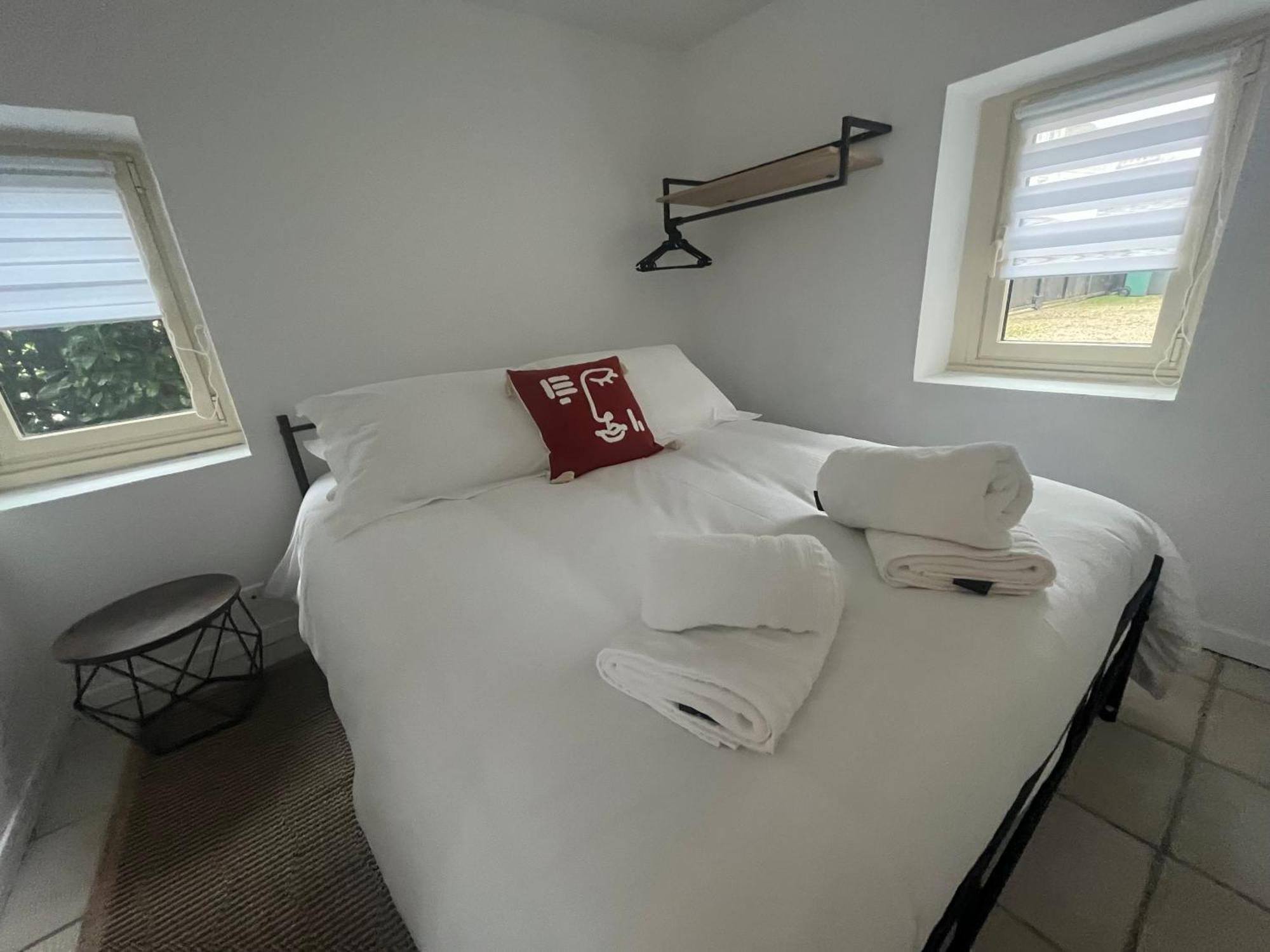 Le Duo De La Foret - Logement F1 Sahurs Экстерьер фото